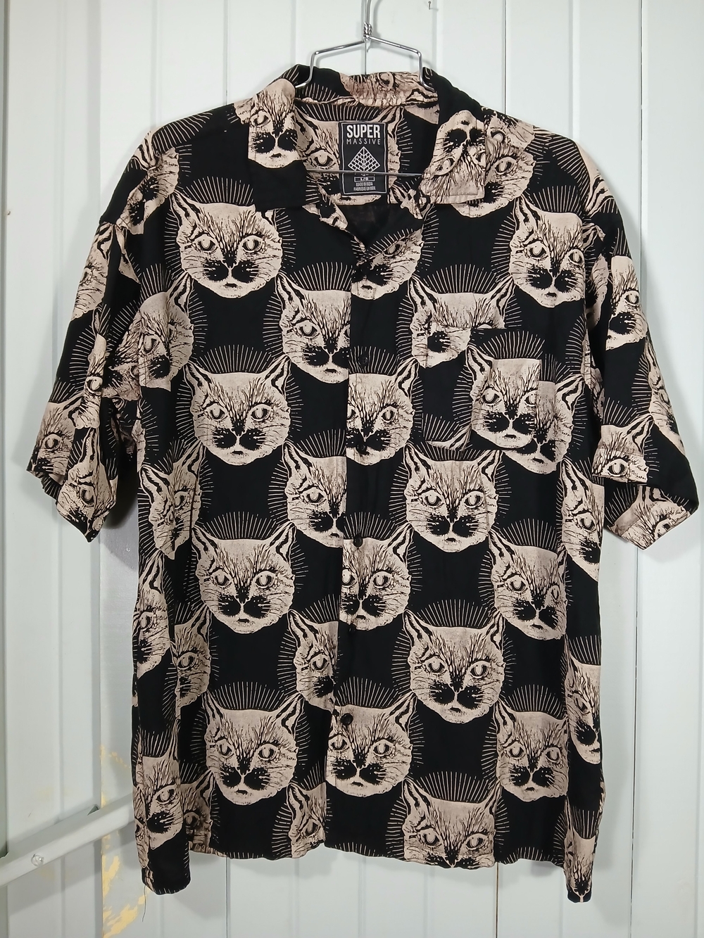 SUPER MASSIVE Black & Beige Cat Print Button-Up Shirt